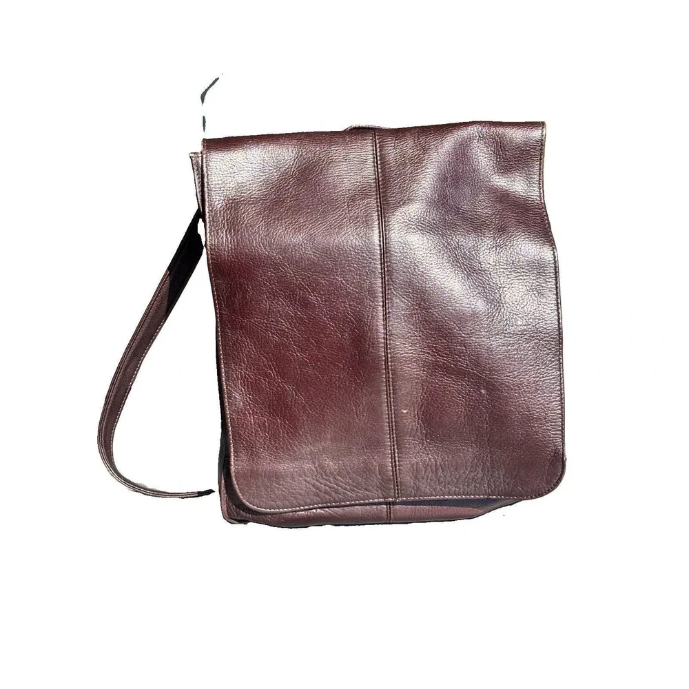 Vintage Wilson Pelle Studio Leather Flap Messenger Bag 90s Y2K Backpack